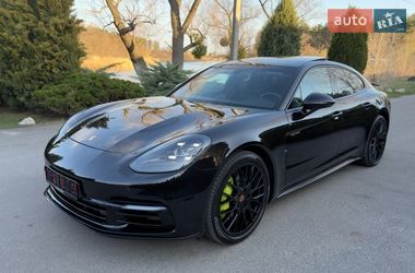 Фастбэк Porsche Panamera 2018 в Новомосковске