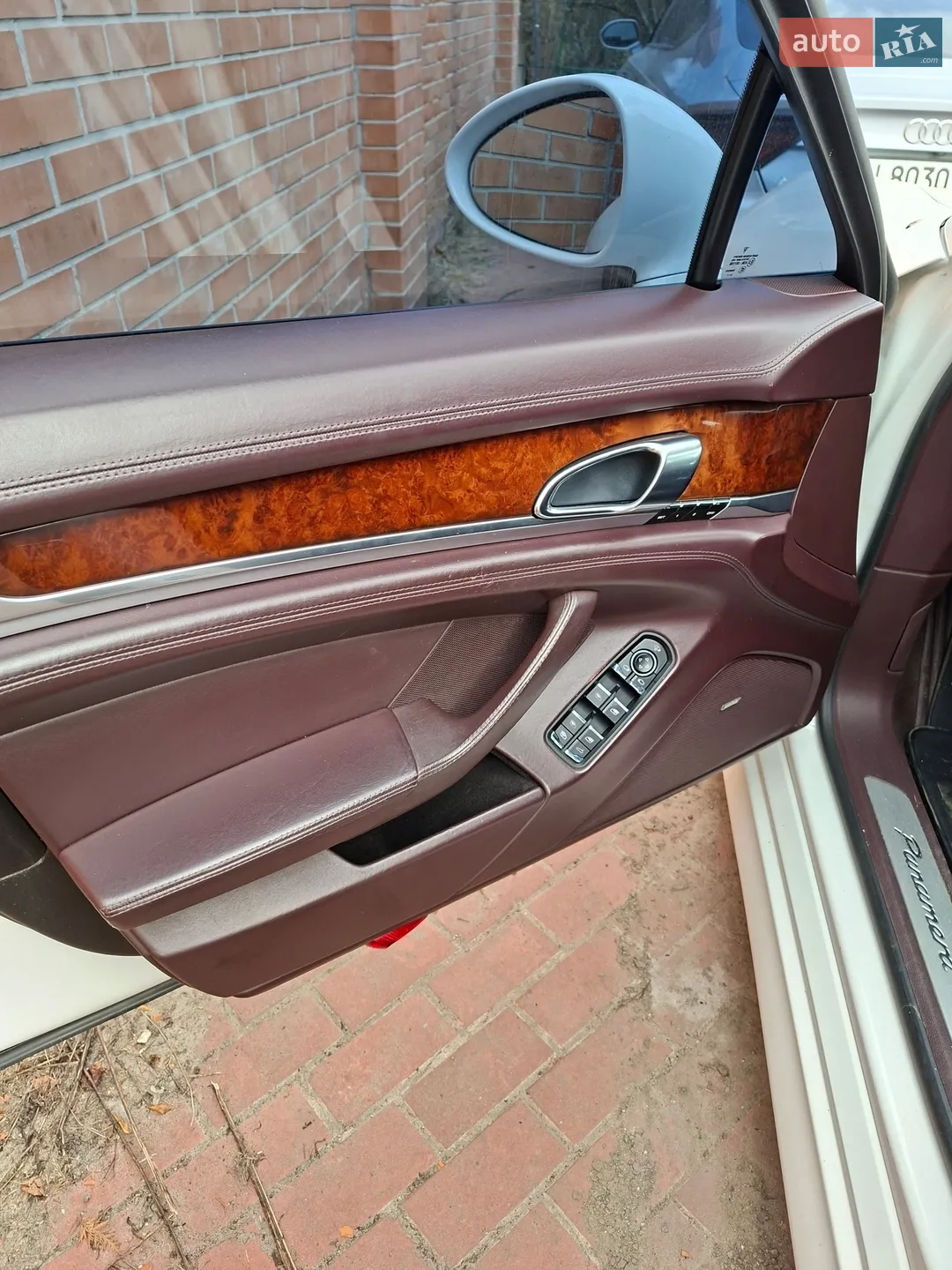2011 Porsche Panamera - мініатюра 9
