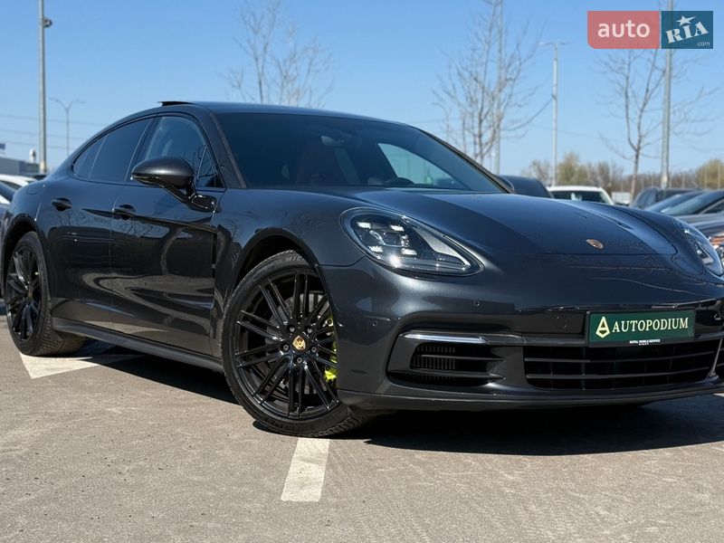 Porsche Panamera 2018