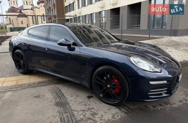 Фастбэк Porsche Panamera 2013 в Киеве