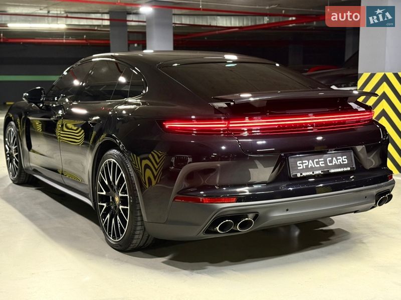 Фастбэк Porsche Panamera 2024 в Киеве фото 18 Фастбэк Porsche Panamera 2024 в Киеве