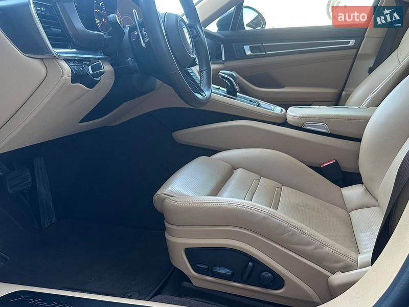 Фастбэк Porsche Panamera 2022 в Киеве фото 14 Фастбэк Porsche Panamera 2022 в Киеве