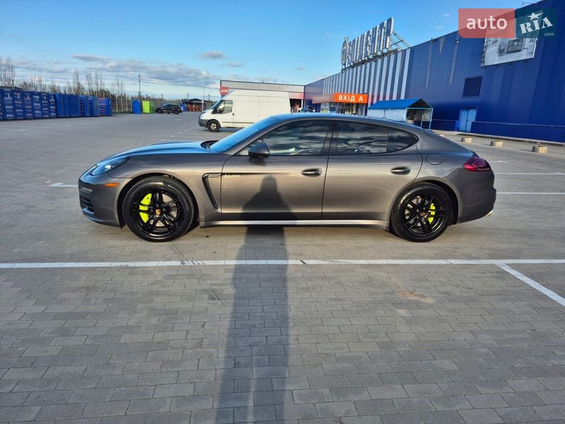 Porsche Panamera 2015