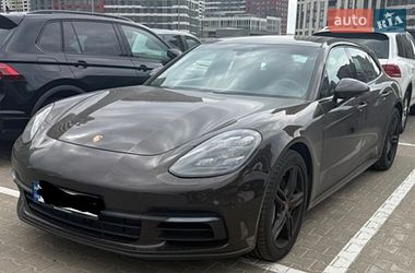 Универсал Porsche Panamera 2017 в Киеве