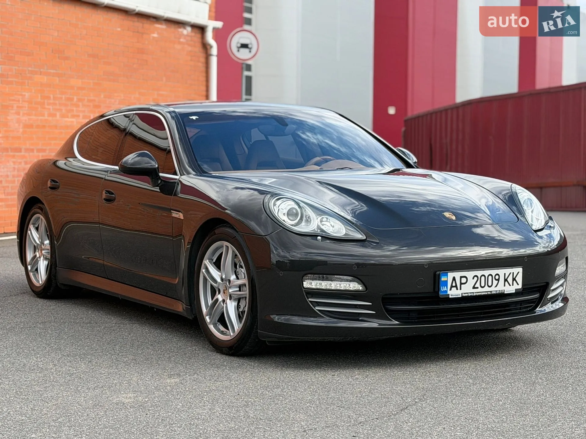 2011 Porsche Panamera - мініатюра 3