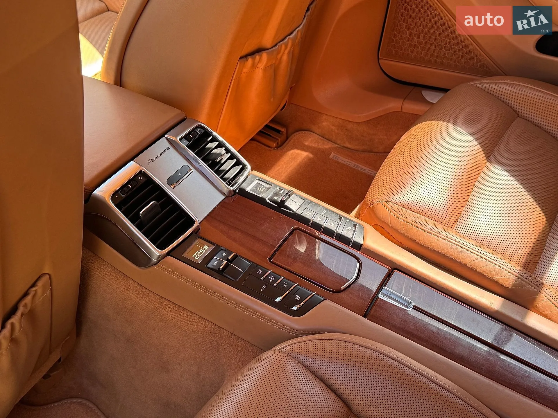 2011 Porsche Panamera - мініатюра 12