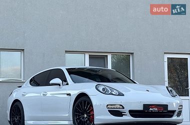 Фастбэк Porsche Panamera 2013 в Луцке