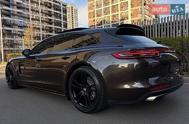 Універсал Porsche Panamera 2017 в Києві