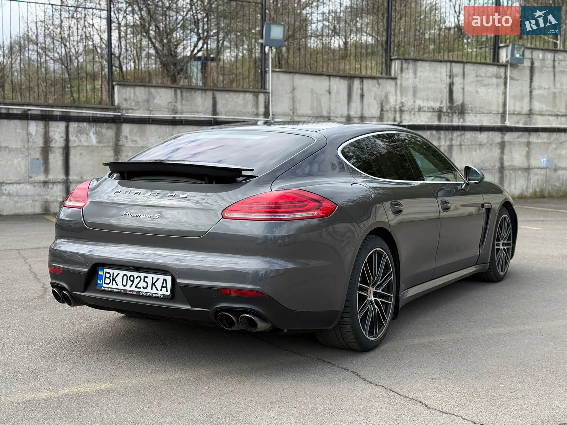 2014 Porsche Panamera - мініатюра 22