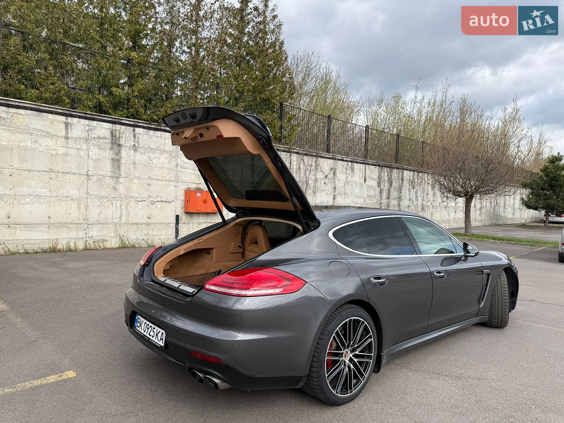 2014 Porsche Panamera - мініатюра 25