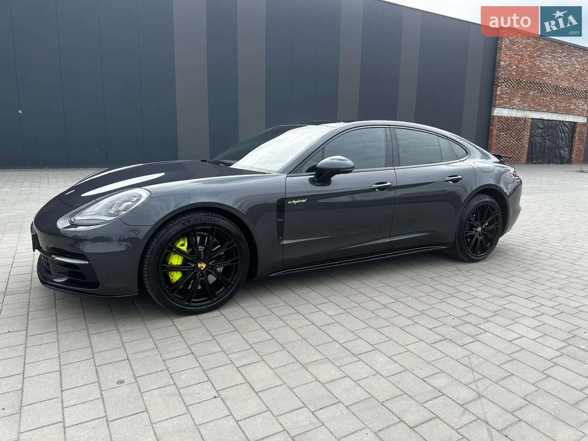 2017 Porsche Panamera - мініатюра 28