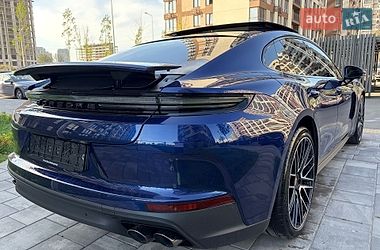 Фастбек Porsche Panamera 2024 в Києві