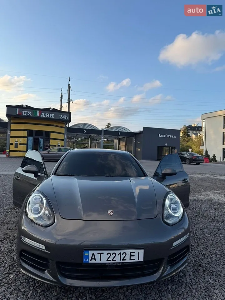 2012 Porsche Panamera - мініатюра 13