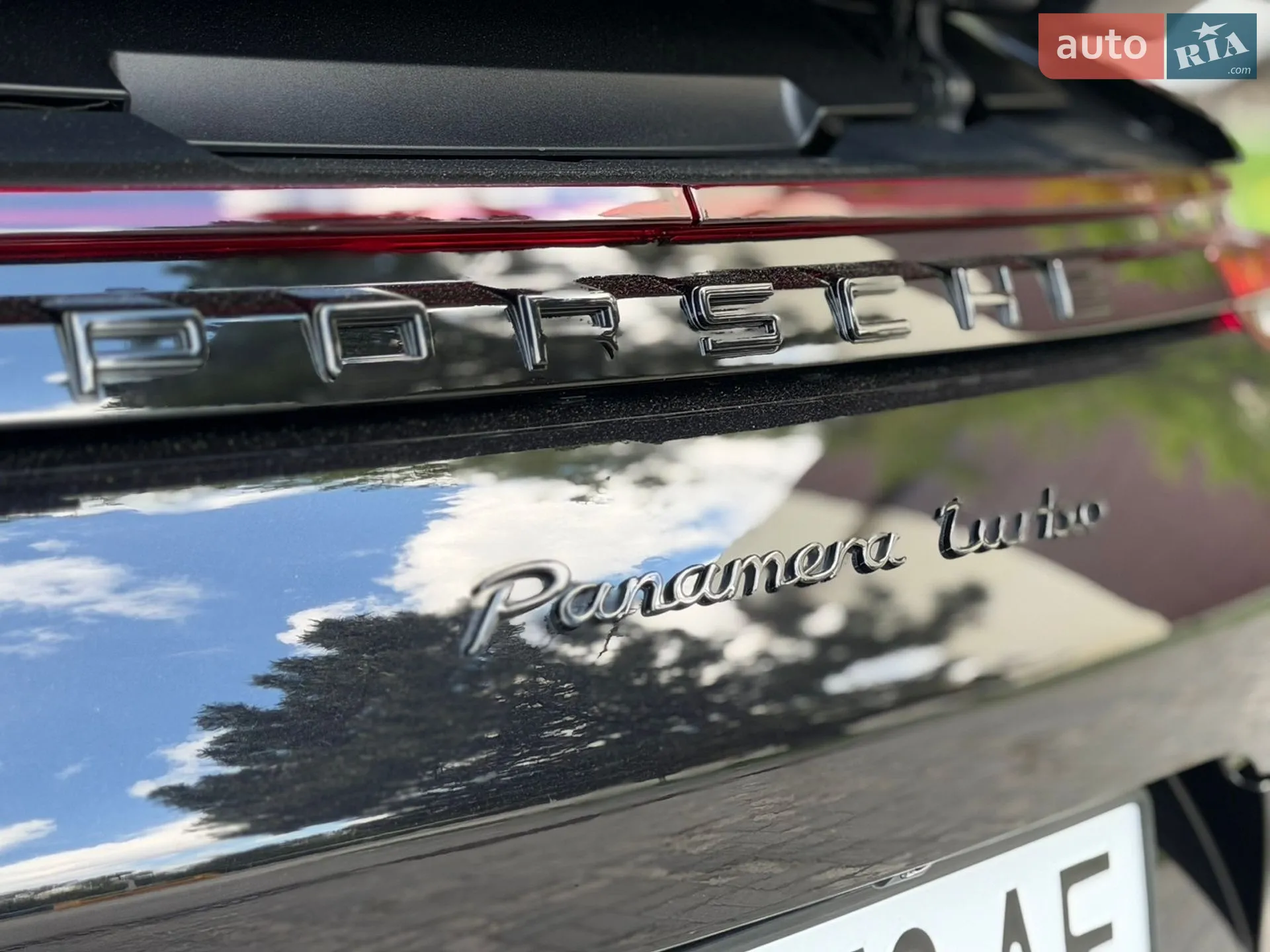 2016 Porsche Panamera - мініатюра 24