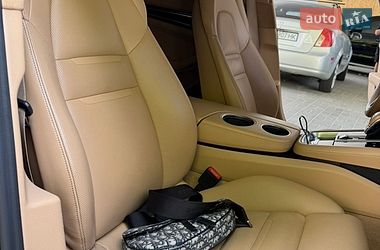 Фастбэк Porsche Panamera 2016 в Днепре