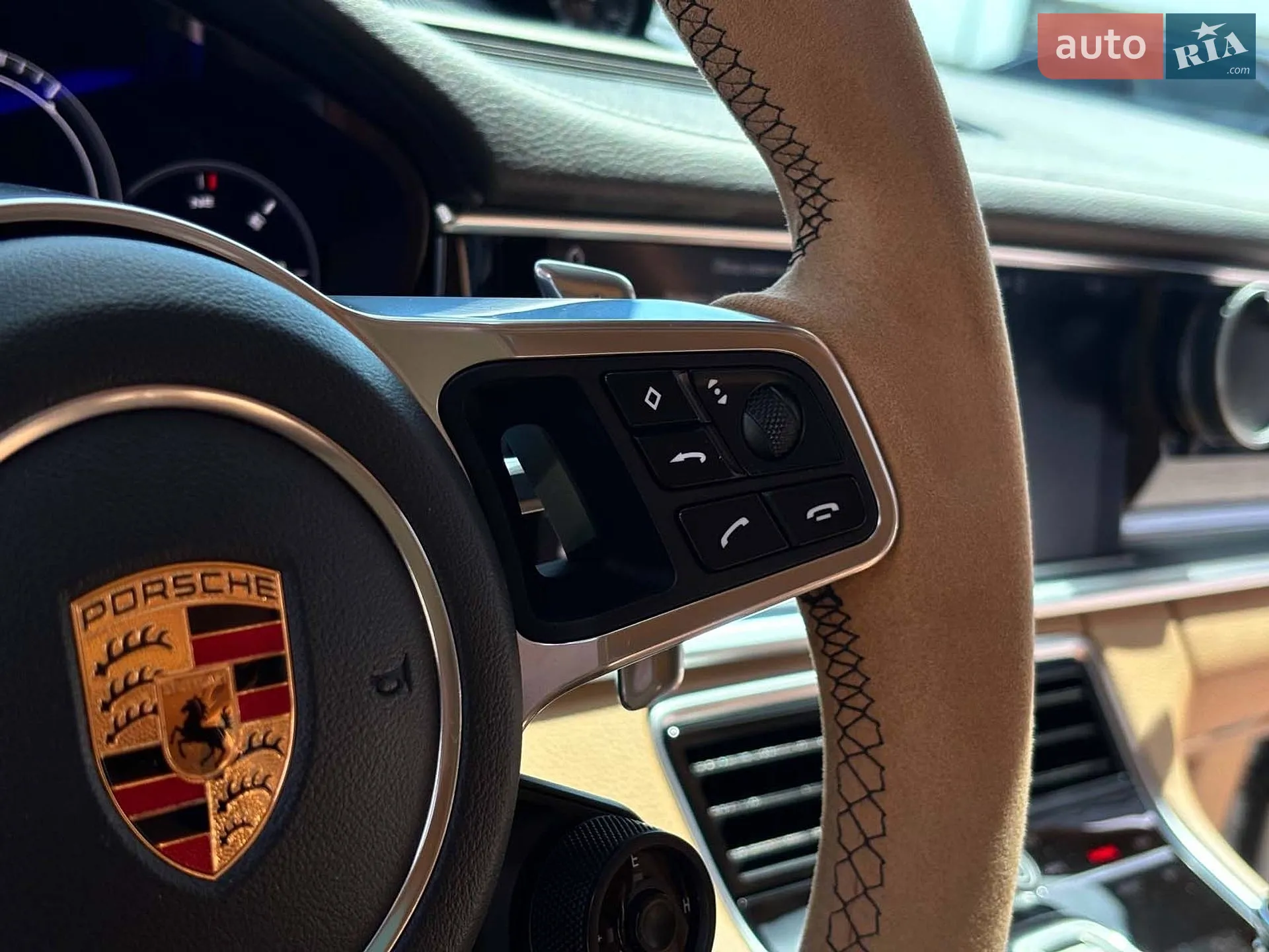 2017 Porsche Panamera - мініатюра 35