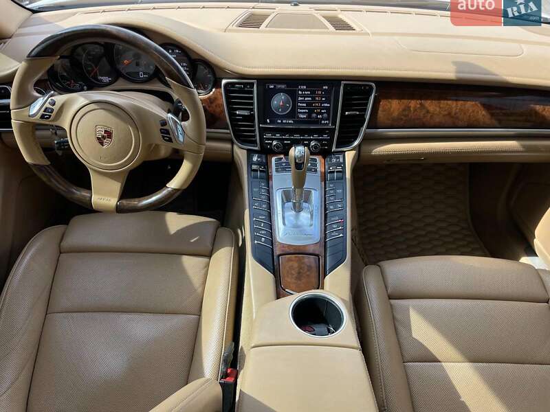 Фастбэк Porsche Panamera 2011 в Одессе фото 16 Фастбэк Porsche Panamera 2011 в Одессе