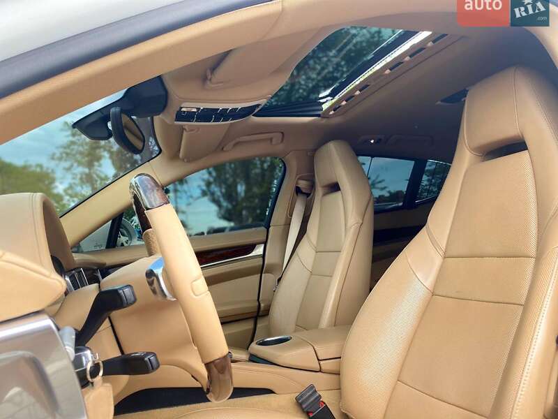 Фастбэк Porsche Panamera 2011 в Одессе фото 20 Фастбэк Porsche Panamera 2011 в Одессе