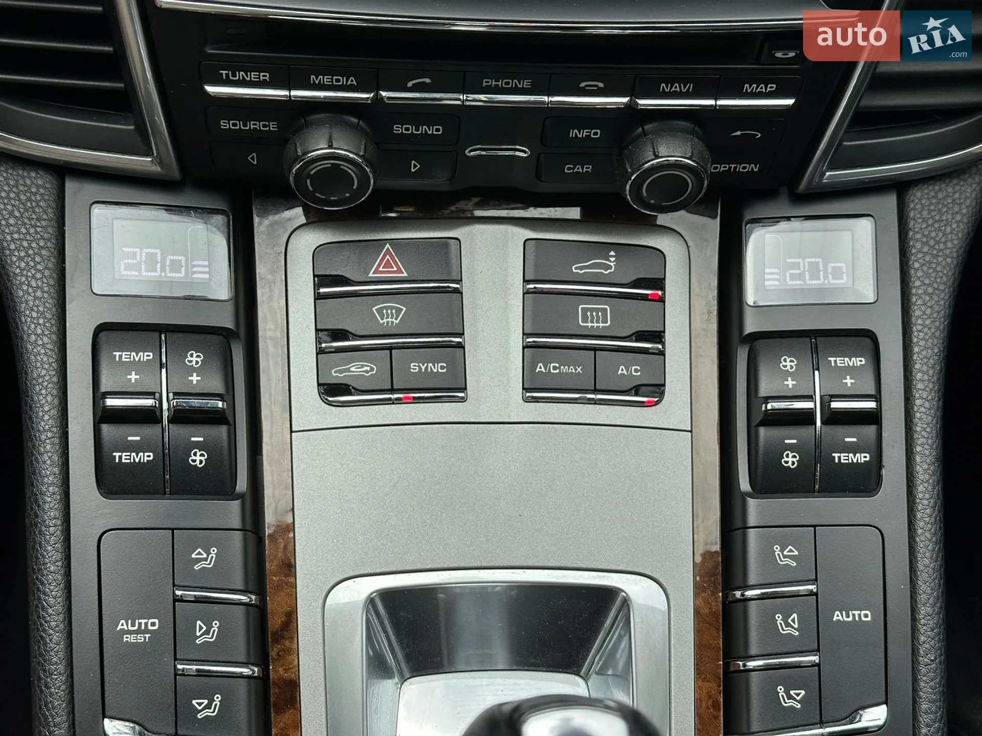 2014 Porsche Panamera - мініатюра 38