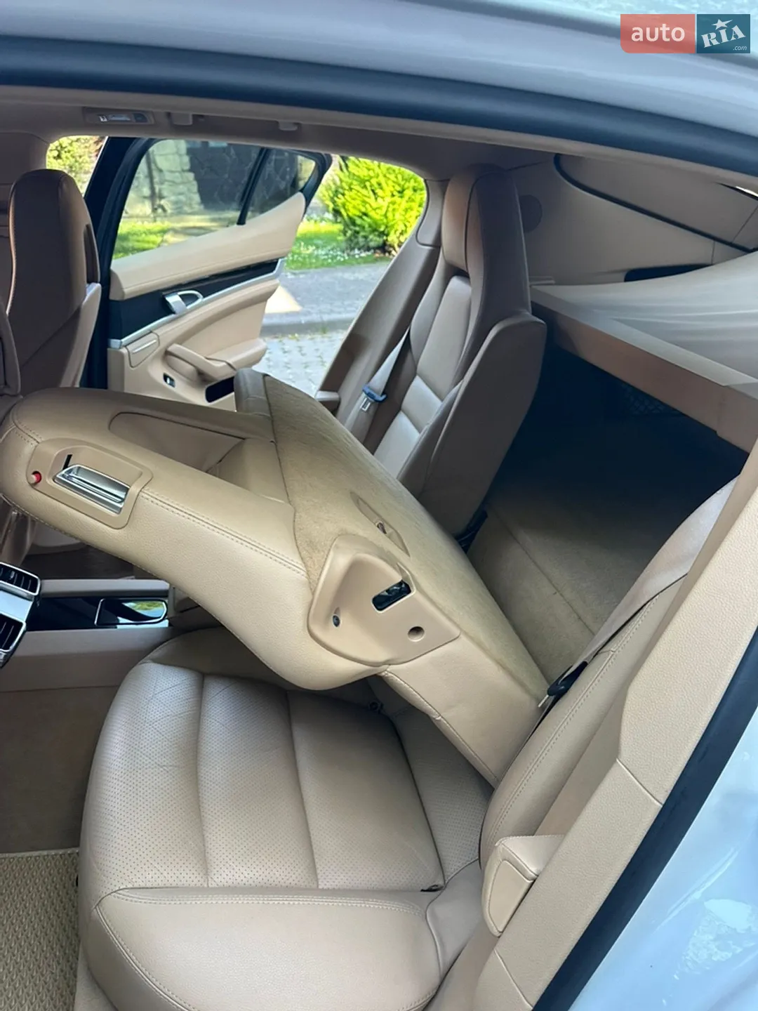 2010 Porsche Panamera - мініатюра 16