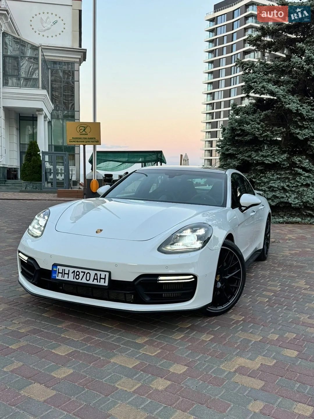 2019 Porsche Panamera - мініатюра 9