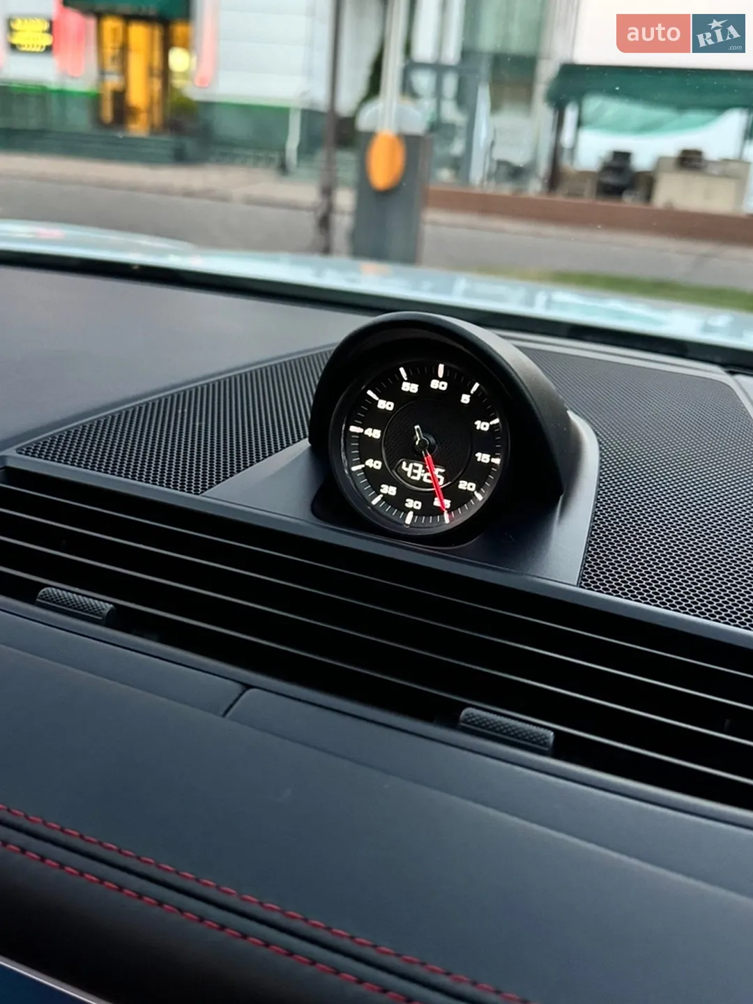 2019 Porsche Panamera - мініатюра 34