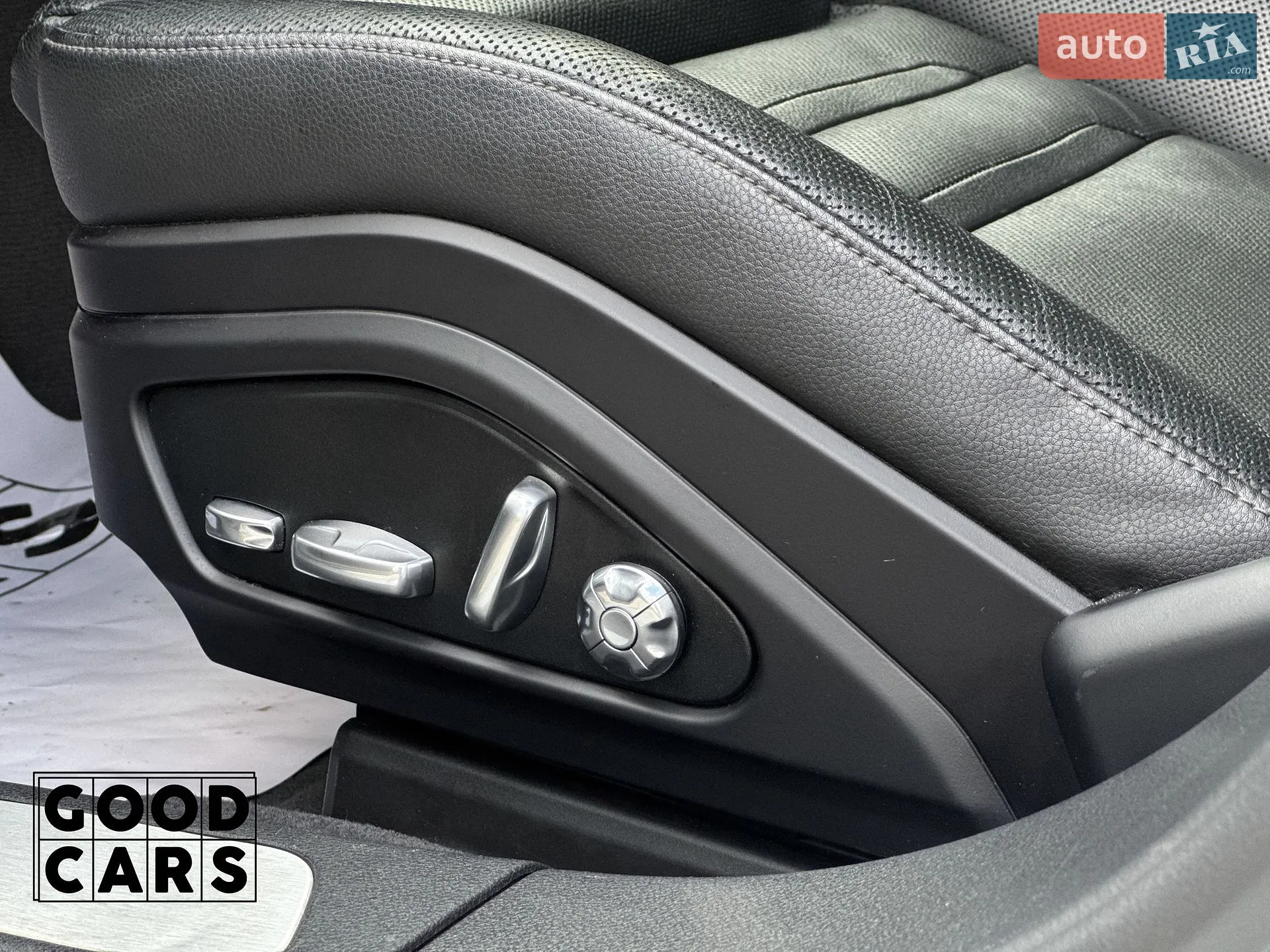 2019 Porsche Panamera - мініатюра 28