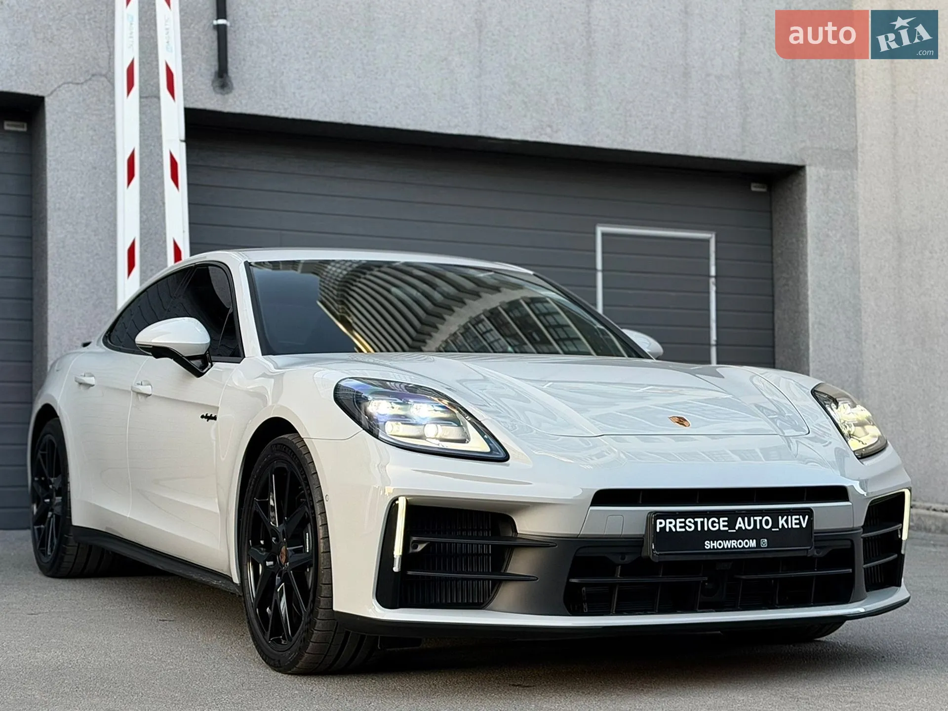 2024 Porsche Panamera - мініатюра 12