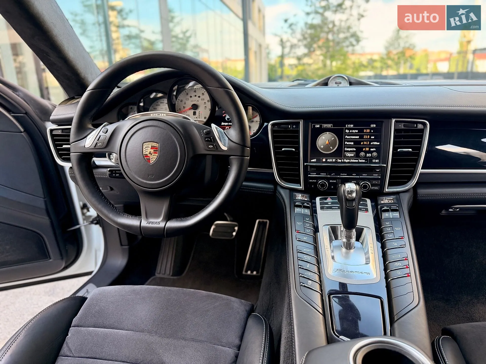 2012 Porsche Panamera - мініатюра 62