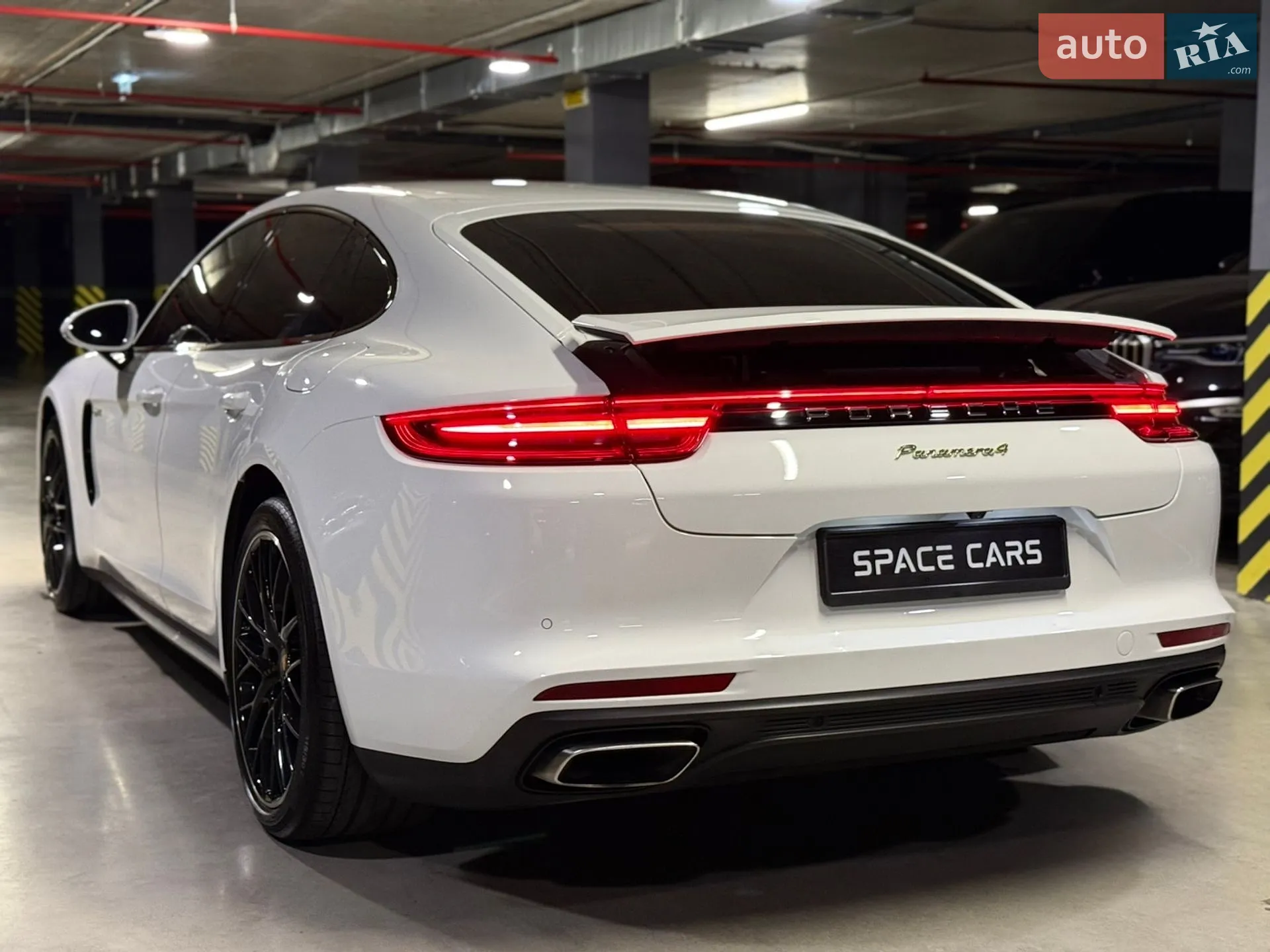 2019 Porsche Panamera - мініатюра 16
