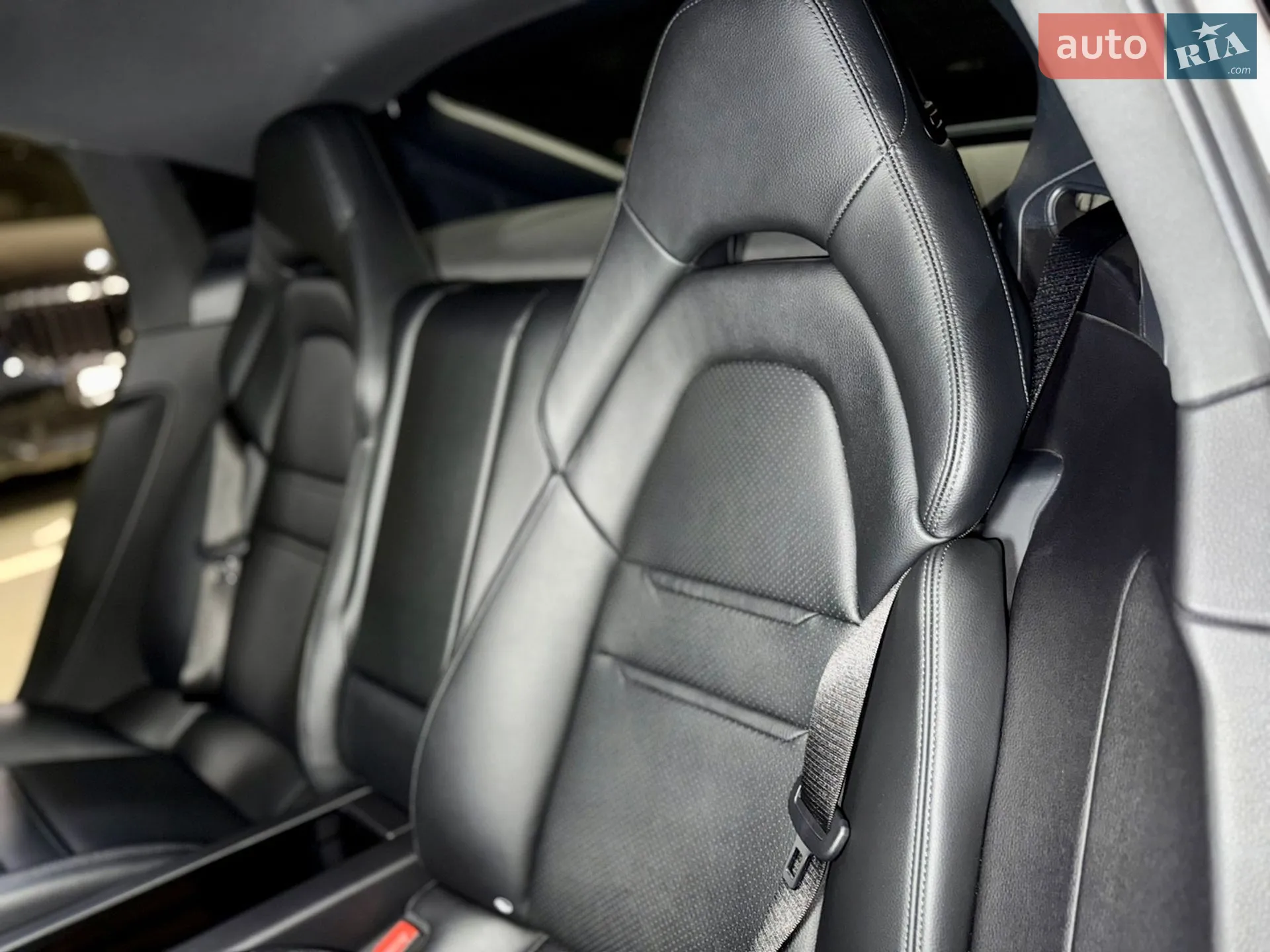 2019 Porsche Panamera - мініатюра 28