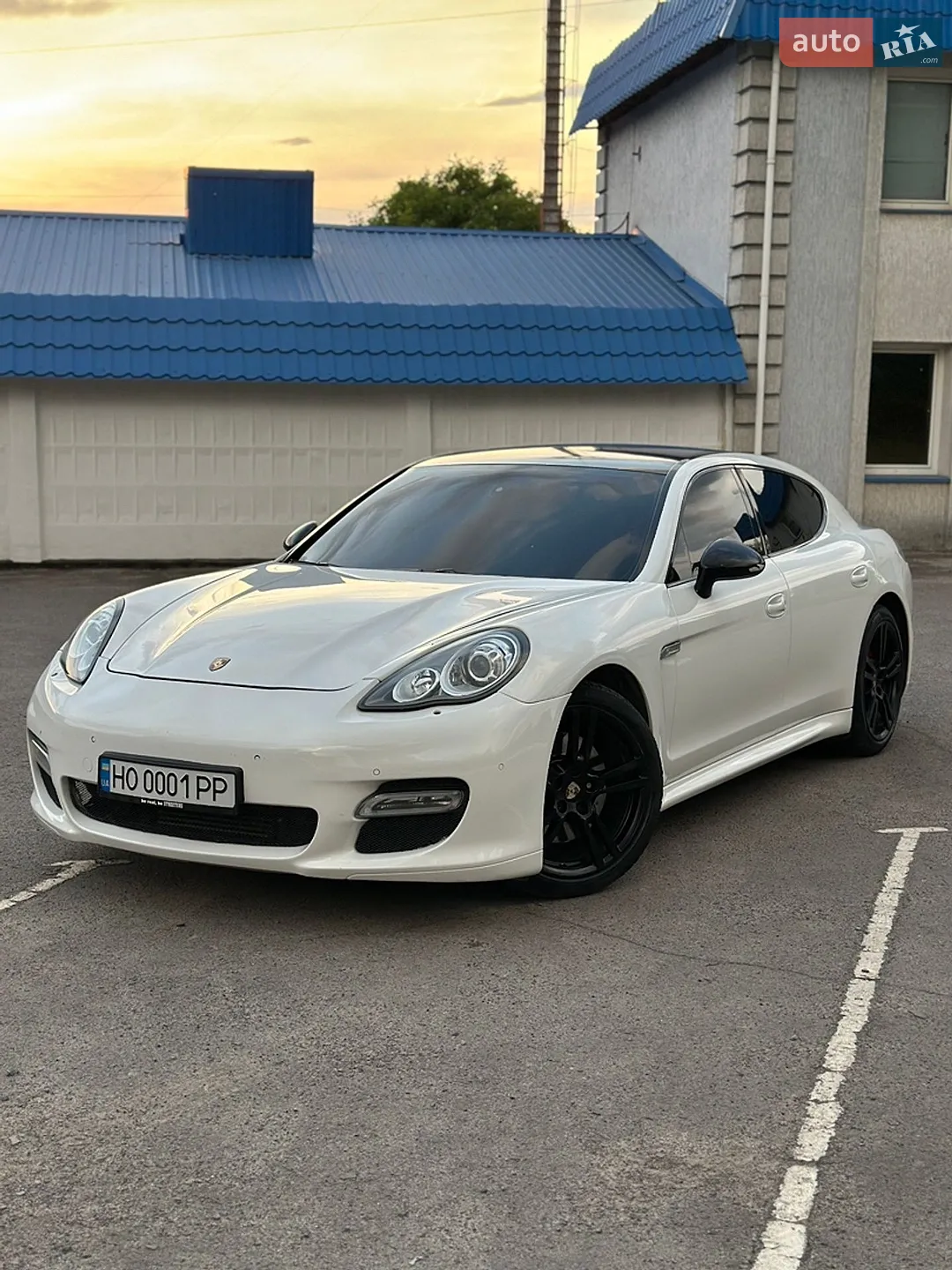 2010 Porsche Panamera - мініатюра 2