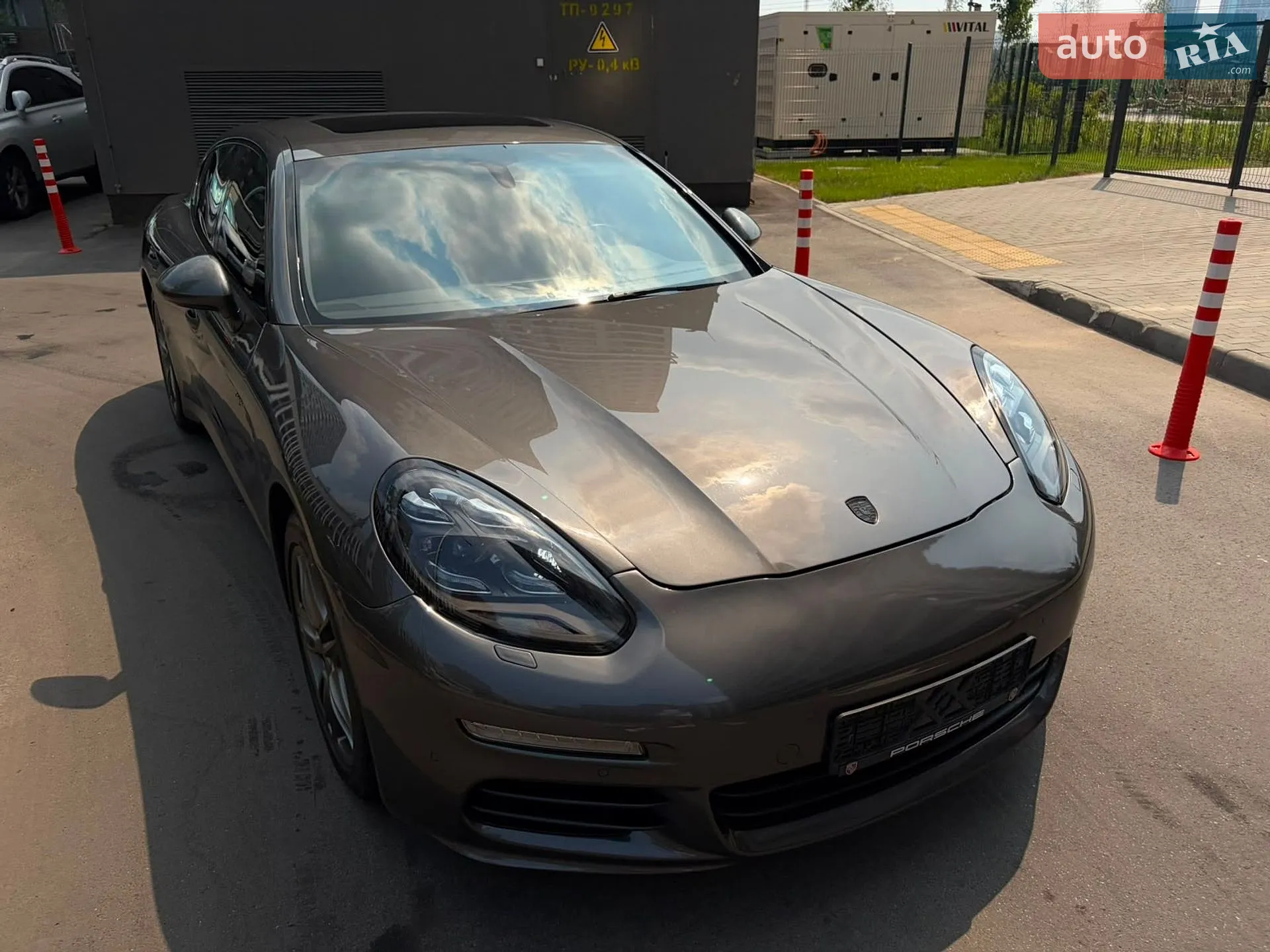 2015 Porsche Panamera - мініатюра 18