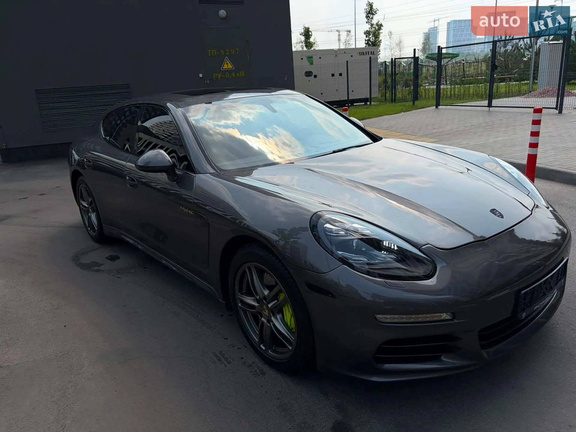 2015 Porsche Panamera - мініатюра 45