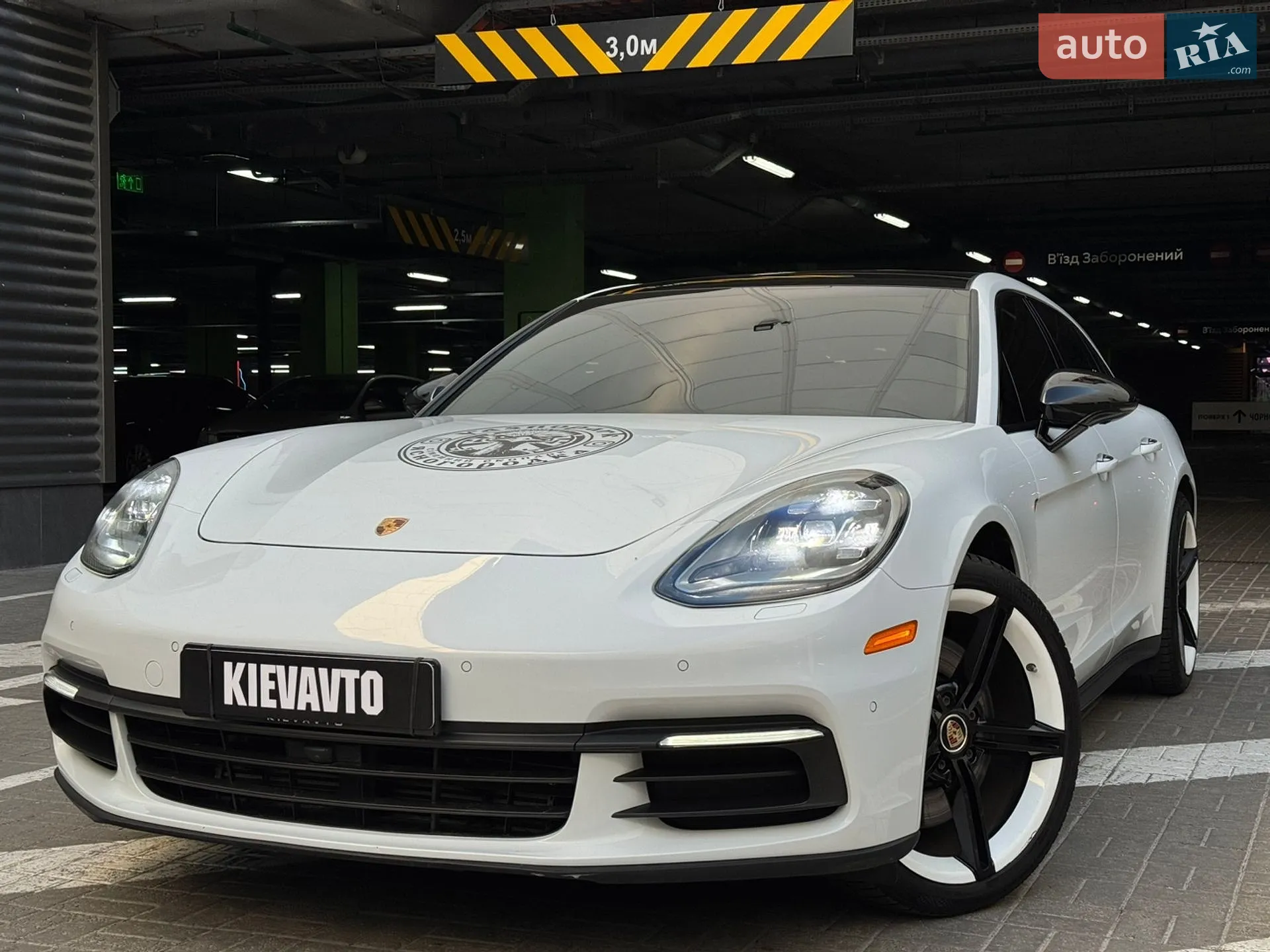 2017 Porsche Panamera - мініатюра 2