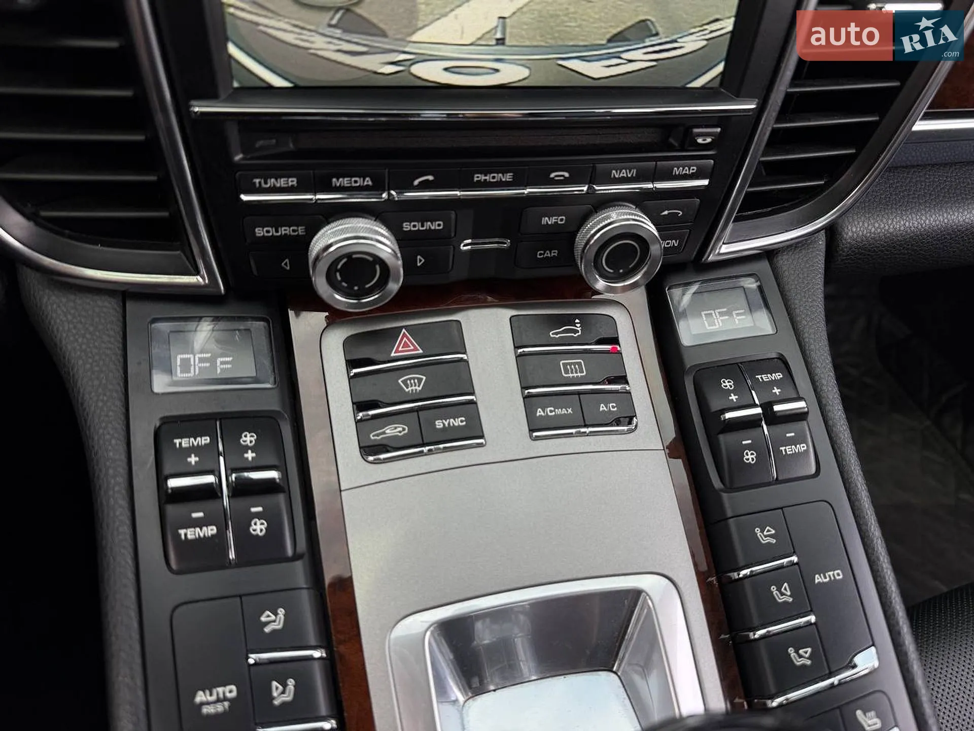 2013 Porsche Panamera - мініатюра 22