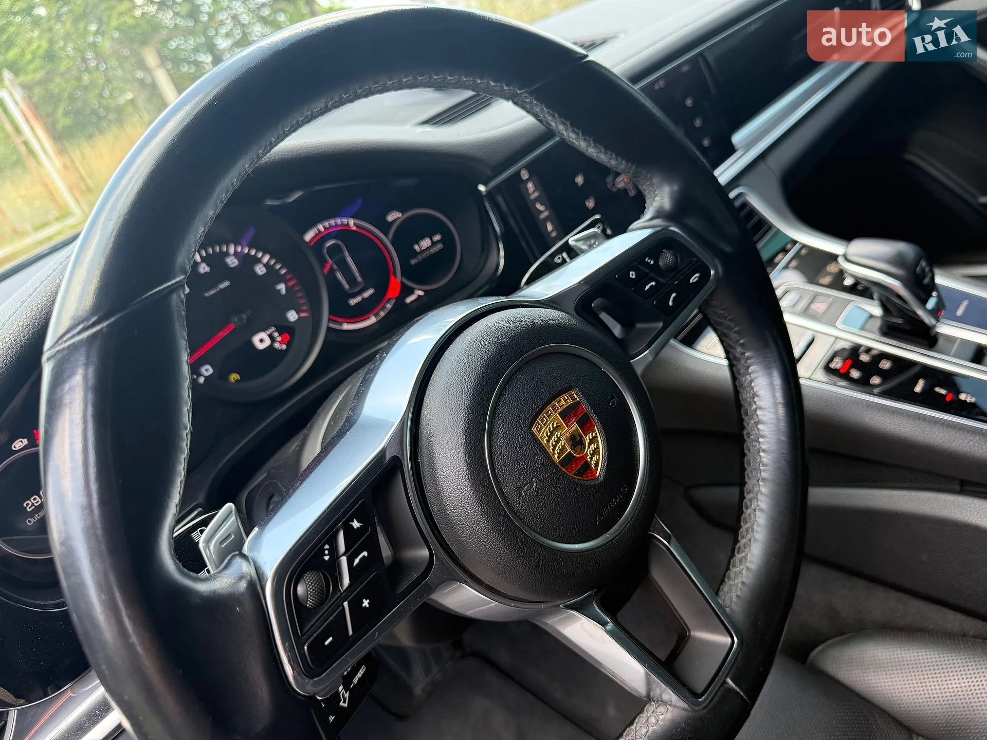 2017 Porsche Panamera - мініатюра 25