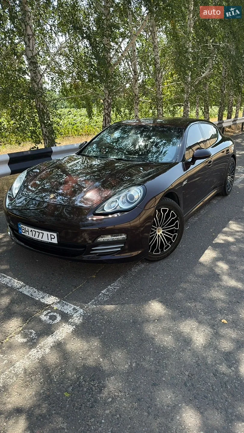 2011 Porsche Panamera - мініатюра 2