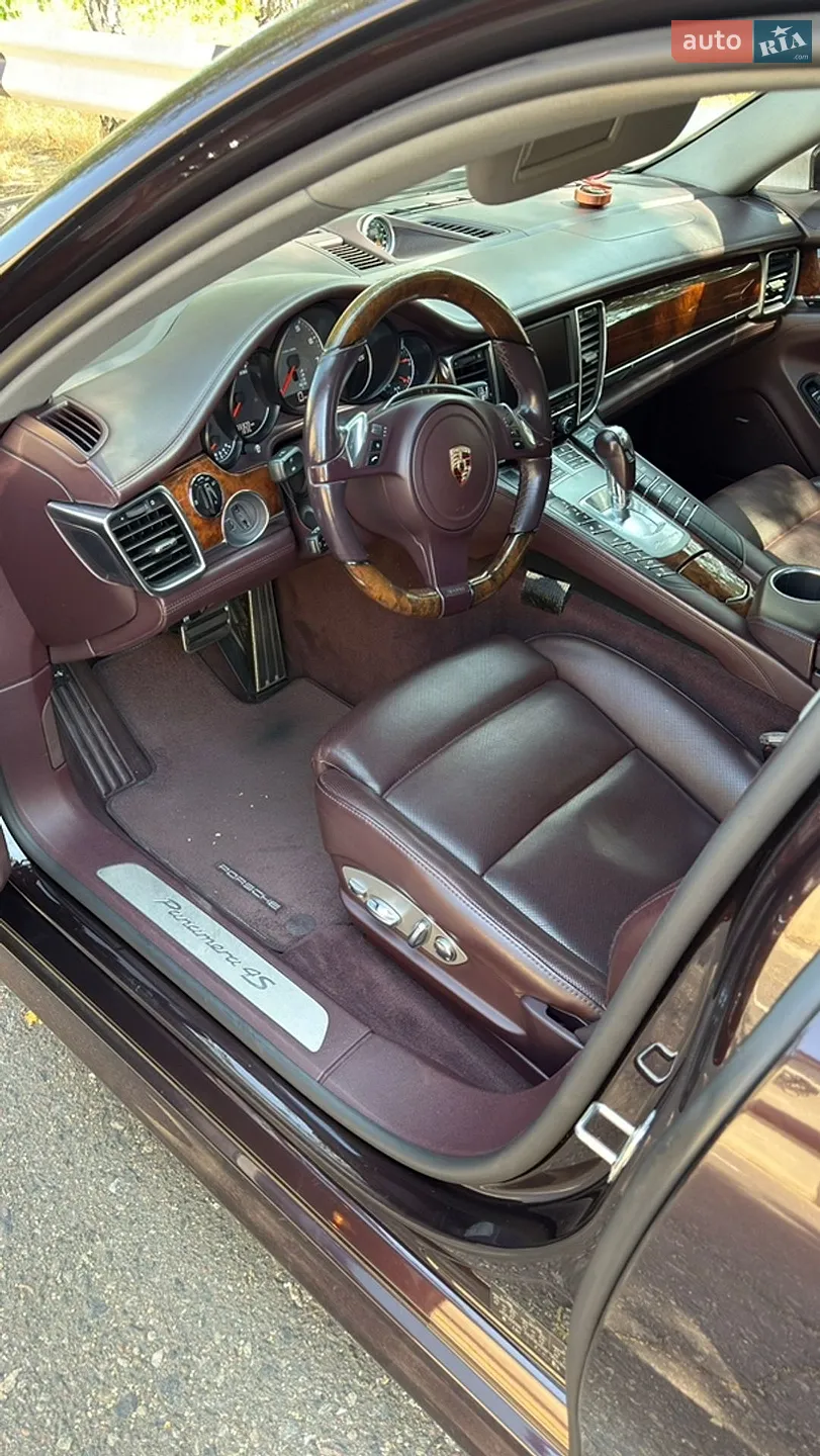 2011 Porsche Panamera - мініатюра 23