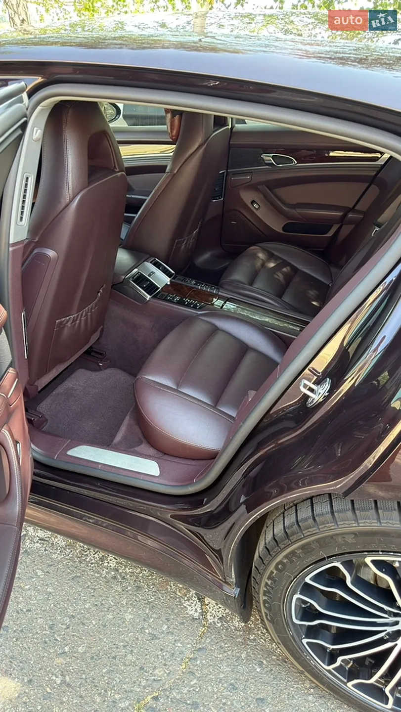 2011 Porsche Panamera - мініатюра 24