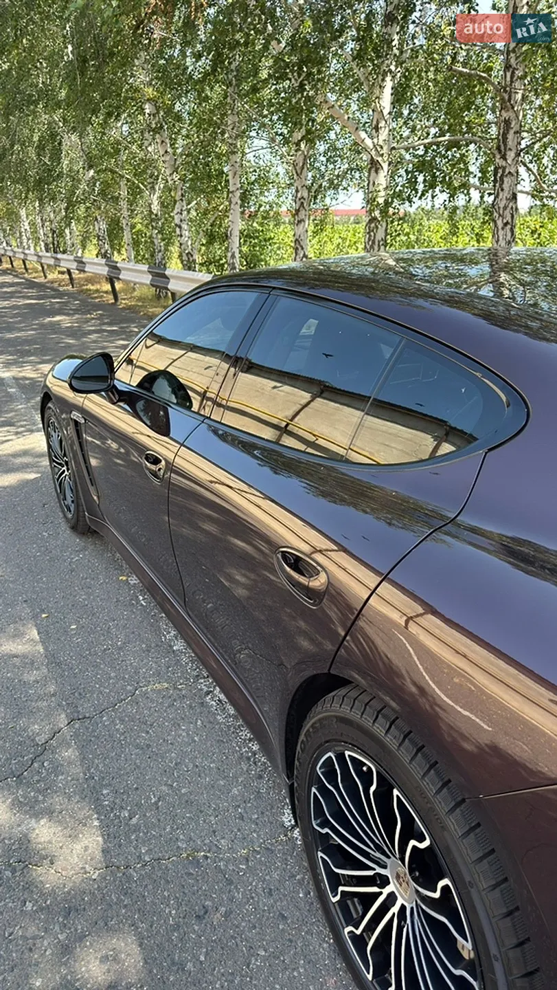 2011 Porsche Panamera - мініатюра 10