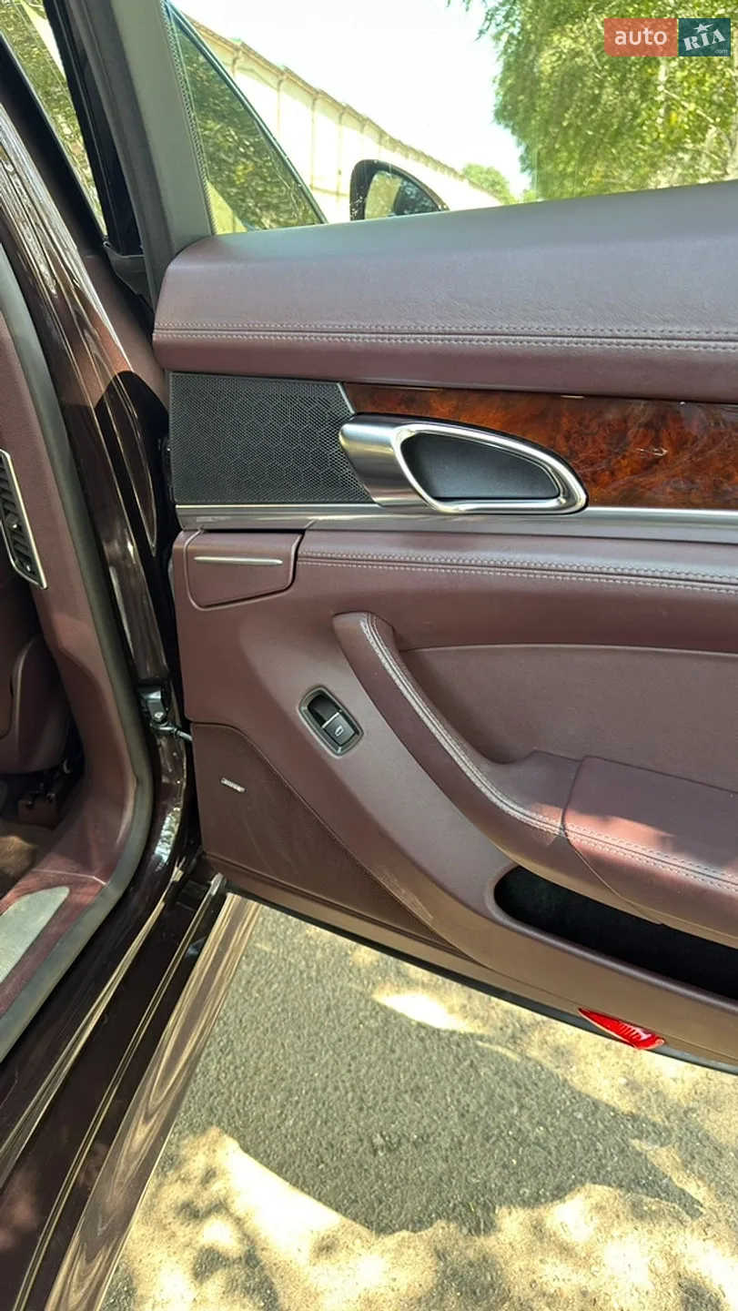 2011 Porsche Panamera - мініатюра 38