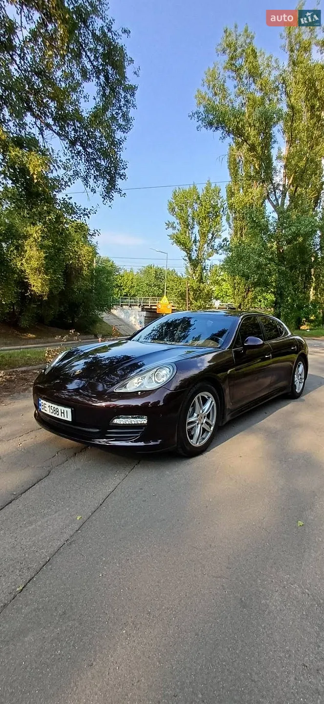 Porsche Panamera 2012