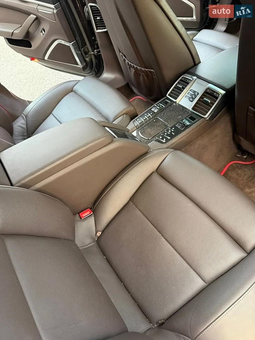 2010 Porsche Panamera - мініатюра 28