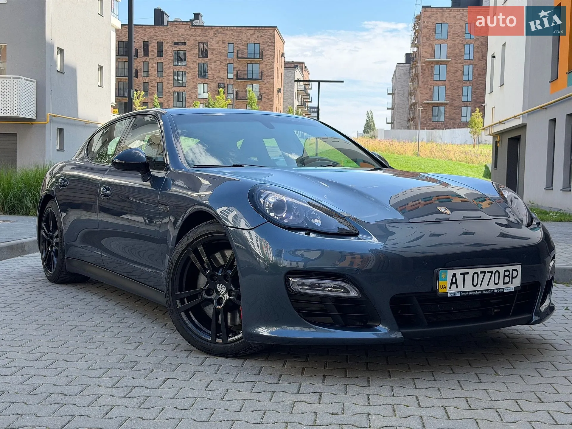 2012 Porsche Panamera - мініатюра 10