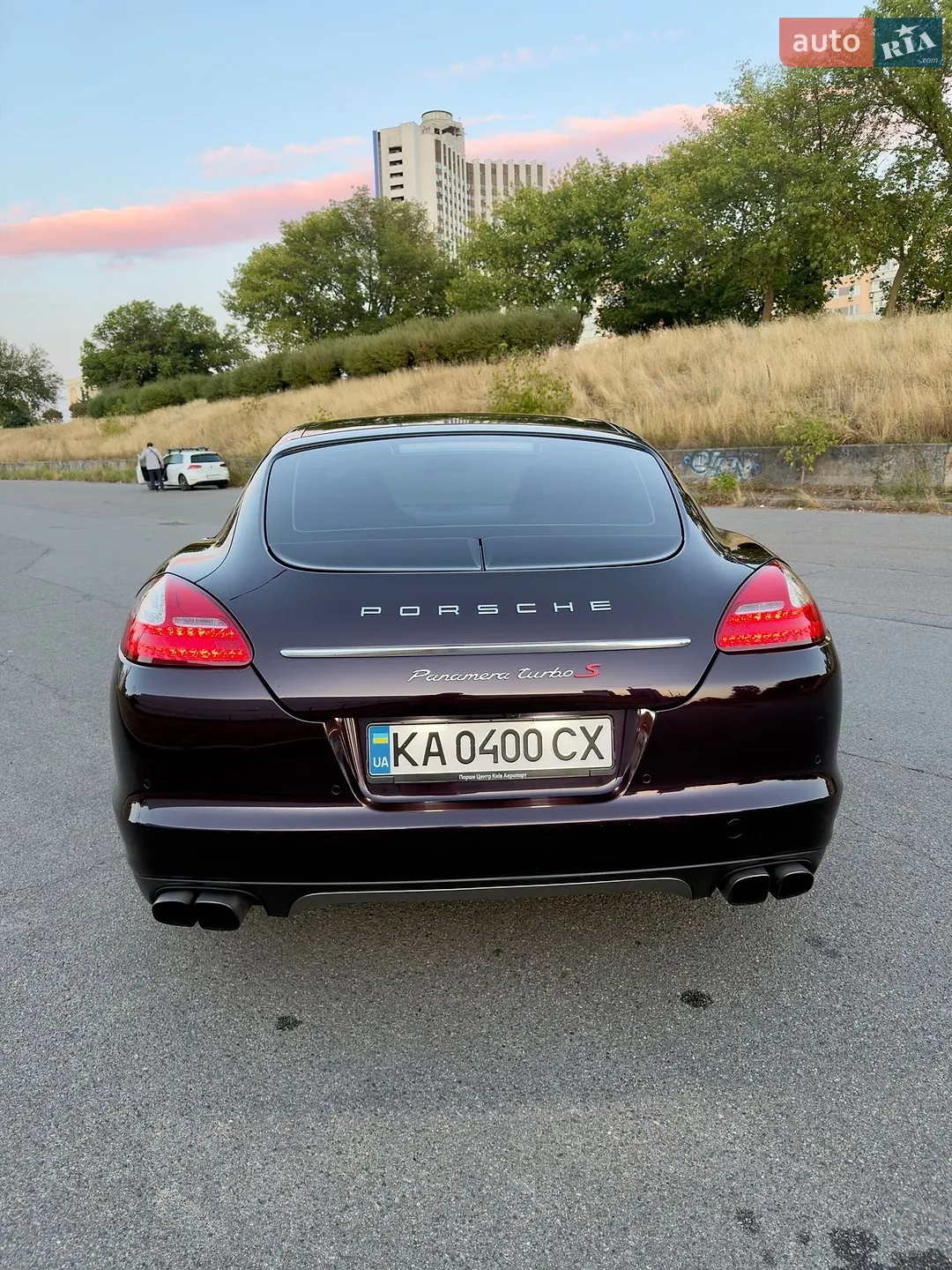 2011 Porsche Panamera - мініатюра 2