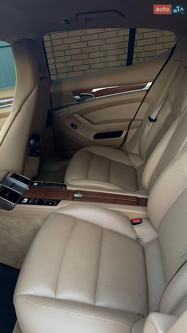 2012 Porsche Panamera - мініатюра 8