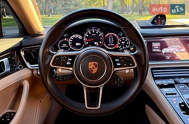 Фастбек Porsche Panamera 2018 в Харкові