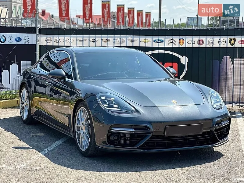 Porsche Panamera