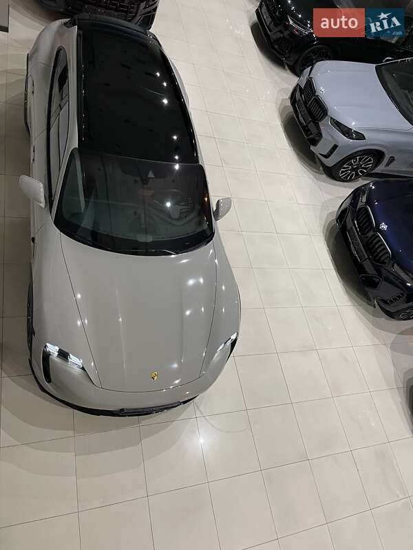 Универсал Porsche Taycan Cross Turismo 2021 в Одессе